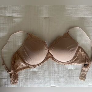 Natori Feathers Plunge Bra - 36DD